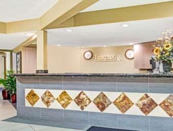 Knights Inn Aurora Εσωτερικό φωτογραφία