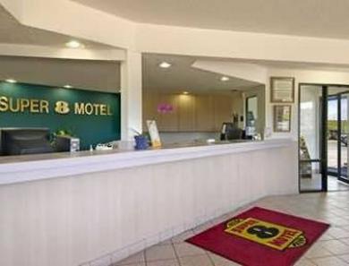 Knights Inn Aurora Εσωτερικό φωτογραφία